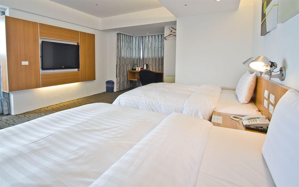 HOTEL HI - Xinmin Chiayi Eksteriør bilde