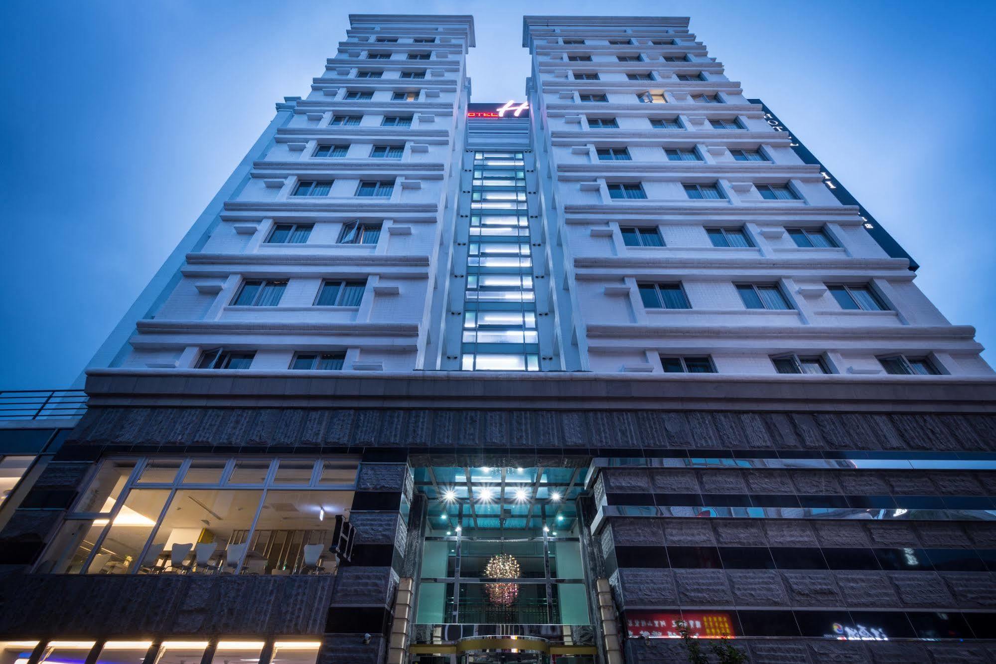 HOTEL HI - Xinmin Chiayi Eksteriør bilde